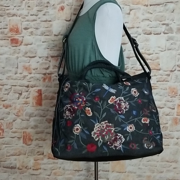 New Johnny Was  Krysha Overnight Tote - Picture 3 of 12